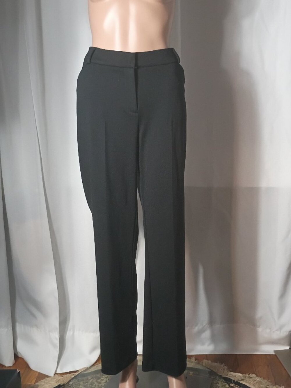 Dana Buchman Kohls straight leg mid rise black dress pants size 10 short
